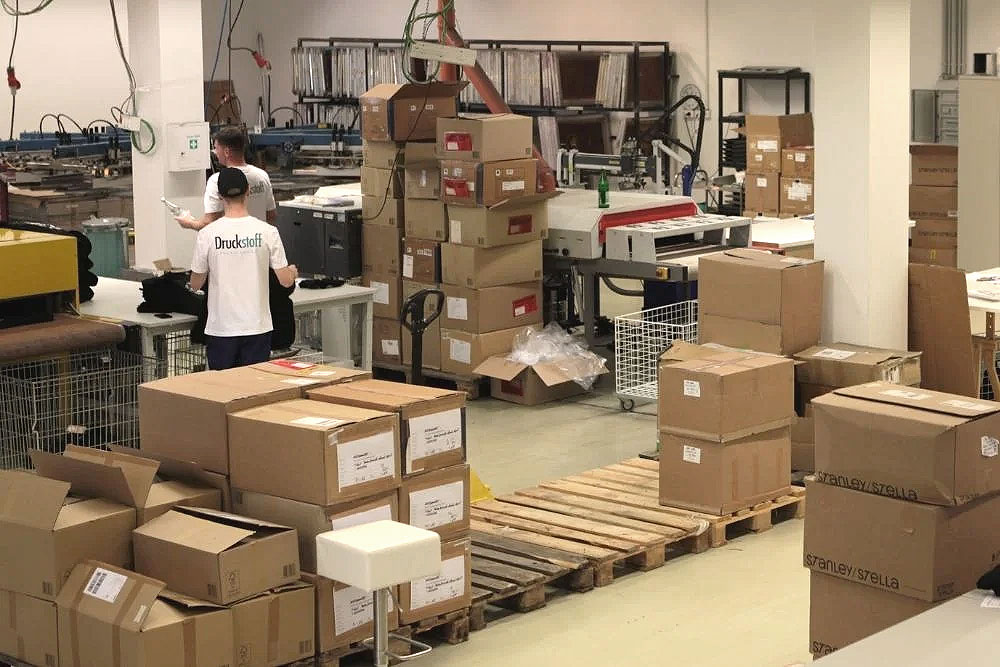 Versand / Dropshipping von Print-On-Demand Produkten aus Deutschland